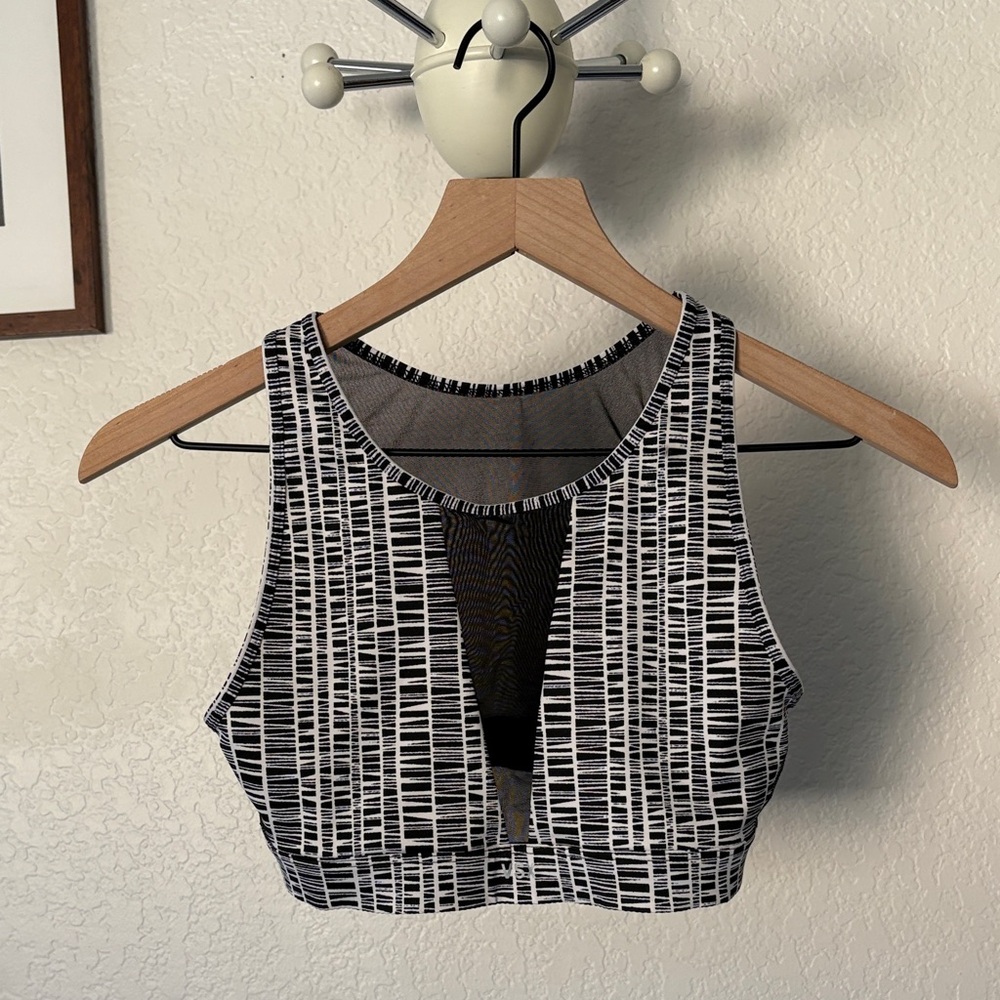 Victoria secret sports bra